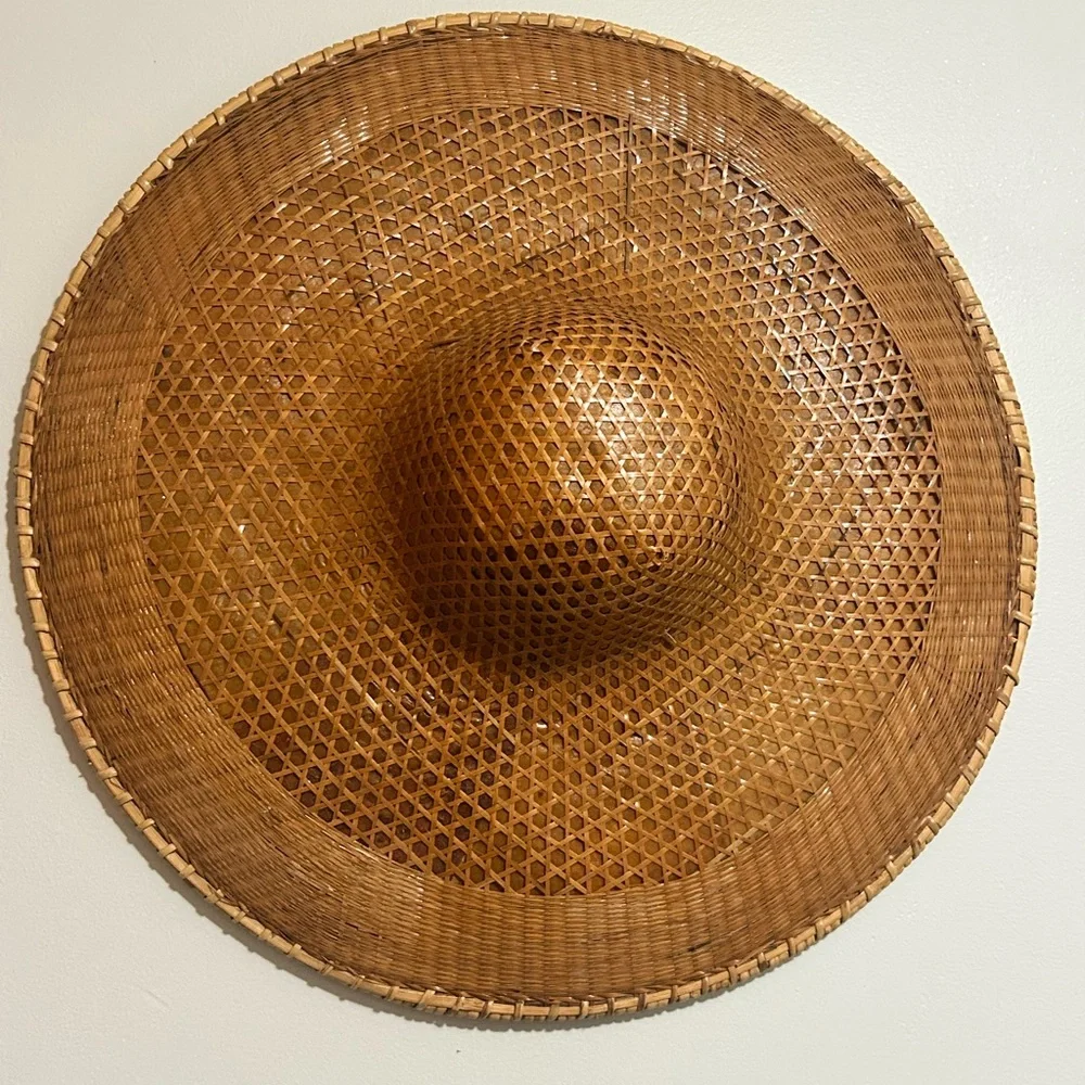 Elegant vintage Woven Chinese rice hat